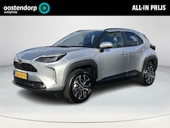 Toyota Yaris Cross - 1.5 Hybrid 115 First Edition (Navigatie - Adaptive cruise)