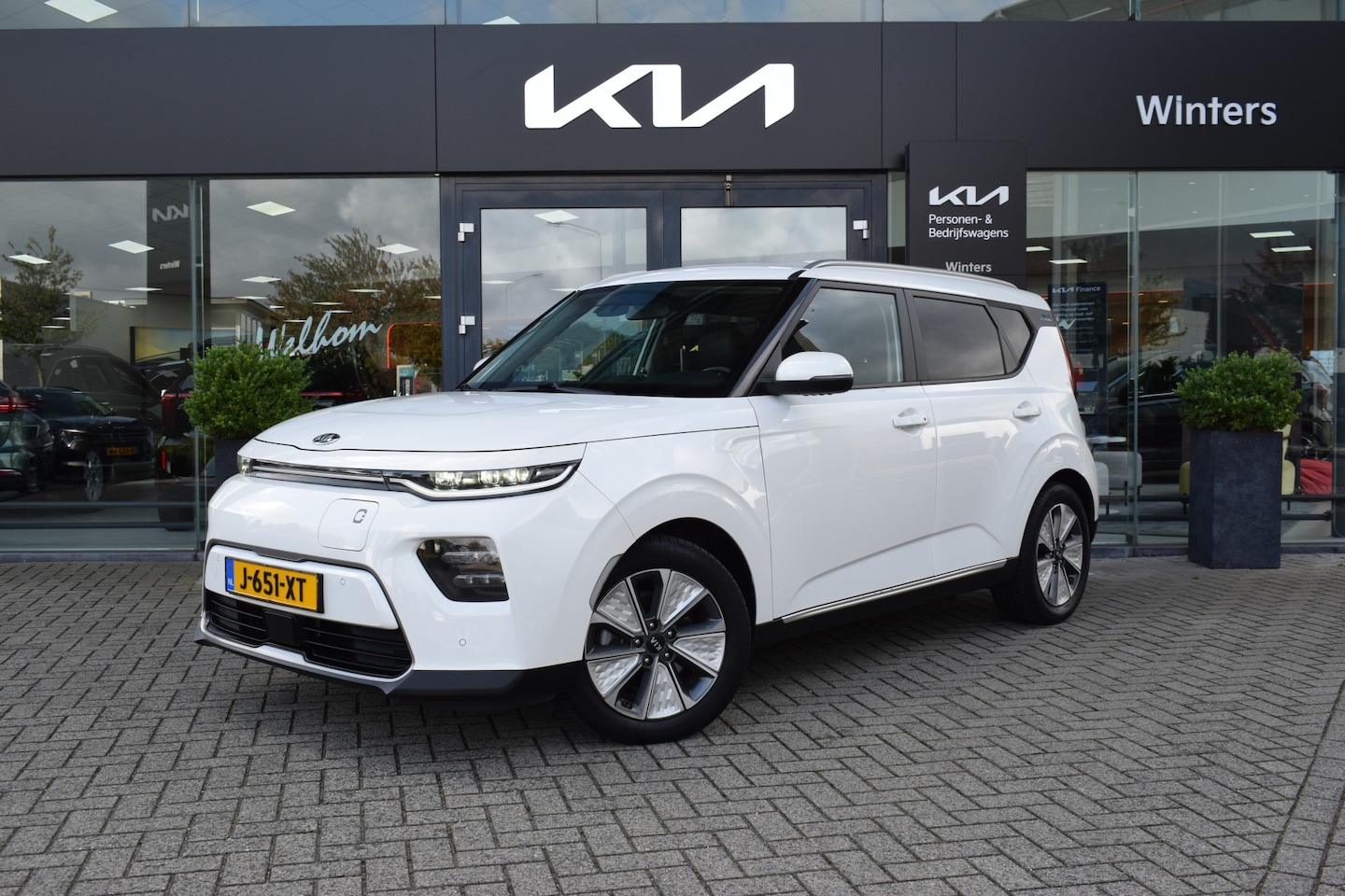 Kia e-Soul - DynamicPlusLine 64 kWh 3-Fase | Cruise Control Adaptief | Climate Control | Navigatie | Ca - AutoWereld.nl