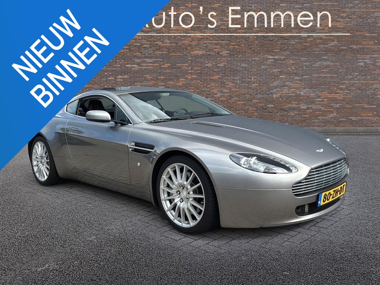 Aston Martin V8 Vantage - 4.3 V8 Sportshift 4.3 V8 Sportshift - AutoWereld.nl
