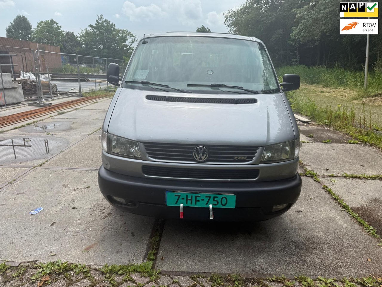 Volkswagen Transporter - 2.5 TDI 332 DC 2.5 TDI 332 DC - AutoWereld.nl