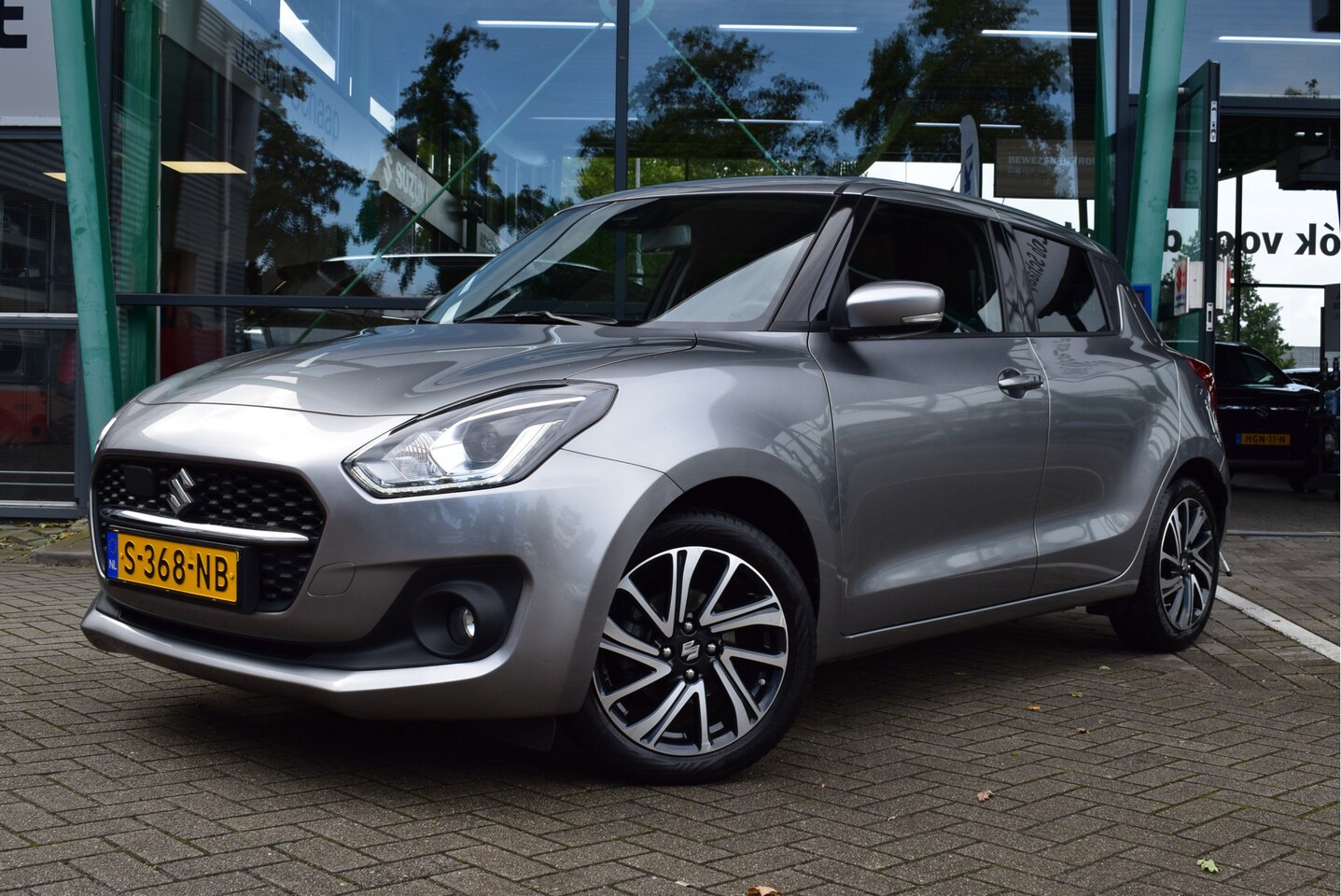 Suzuki Swift - 1.2 Style Smart Hybrid 83pk | Achteruitrijcamera | Climate Control | Cruise Control | - AutoWereld.nl