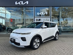 Kia e-Soul - ExecutiveLine 64 kWh 3-Fase | Cruise Control Adaptief | Navigatie | Camera | Leder | Stoel