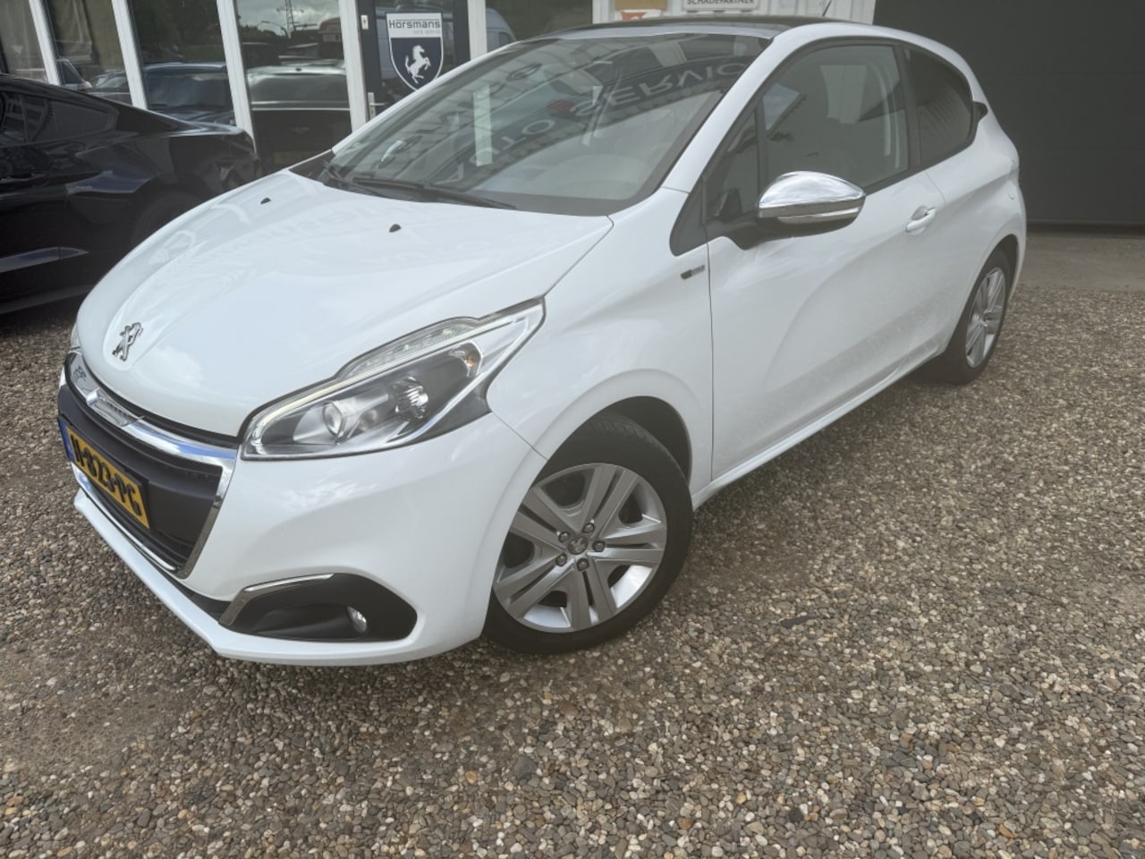 Peugeot 208 - 1.2 PureTech STYLE* PANO*AIRCO* - AutoWereld.nl