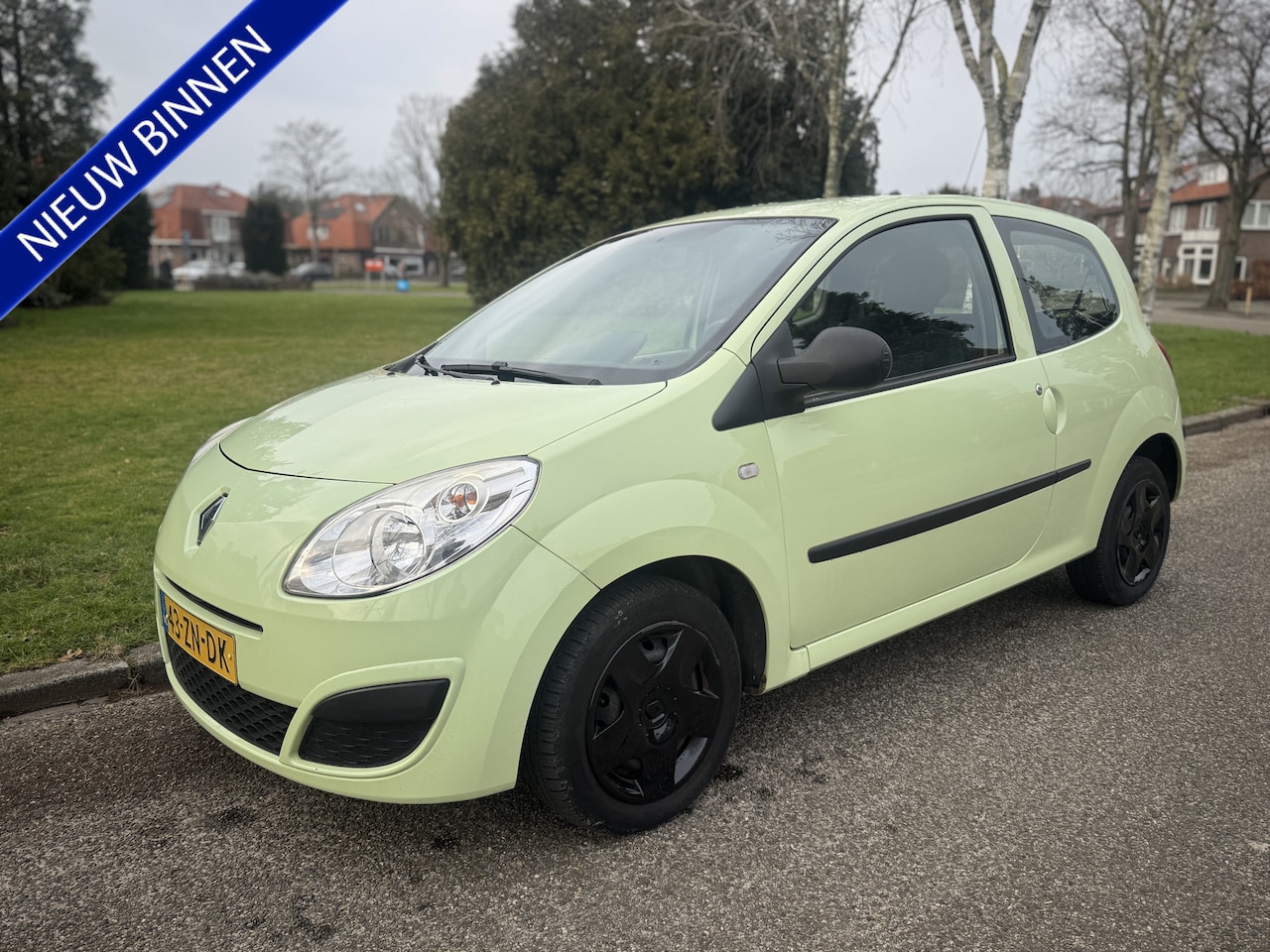 Renault Twingo - 1.2 Authentique AIRCO, DEALER ONDERHOUDEN - AutoWereld.nl