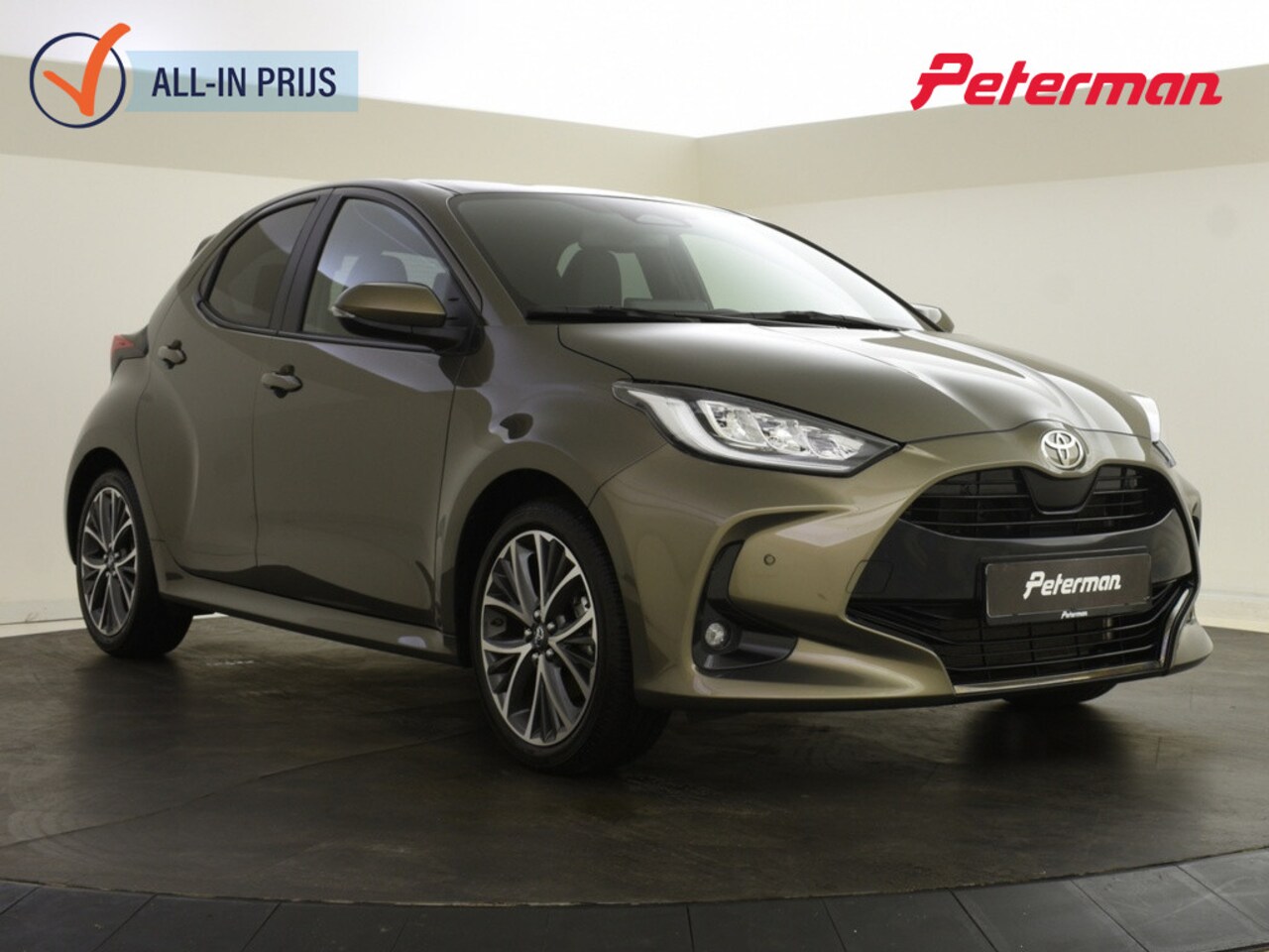 Toyota Yaris - 1.5 Hybrid 130 Executive | PDC V+A | BLS | HUD | JBL - AutoWereld.nl