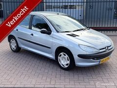 Peugeot 206 - 1.1 XR