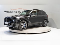 BMW X5 - 45e M-Sport High Executive 394 PK - El.trekhaak , BTW , Pano.dak , Plug In, Luchtvering, H