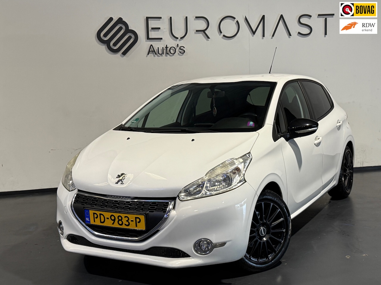 Peugeot 208 - 1.2 VTi Blue Lease Executive Navi Cruise Pdc Nieuwe Apk - AutoWereld.nl