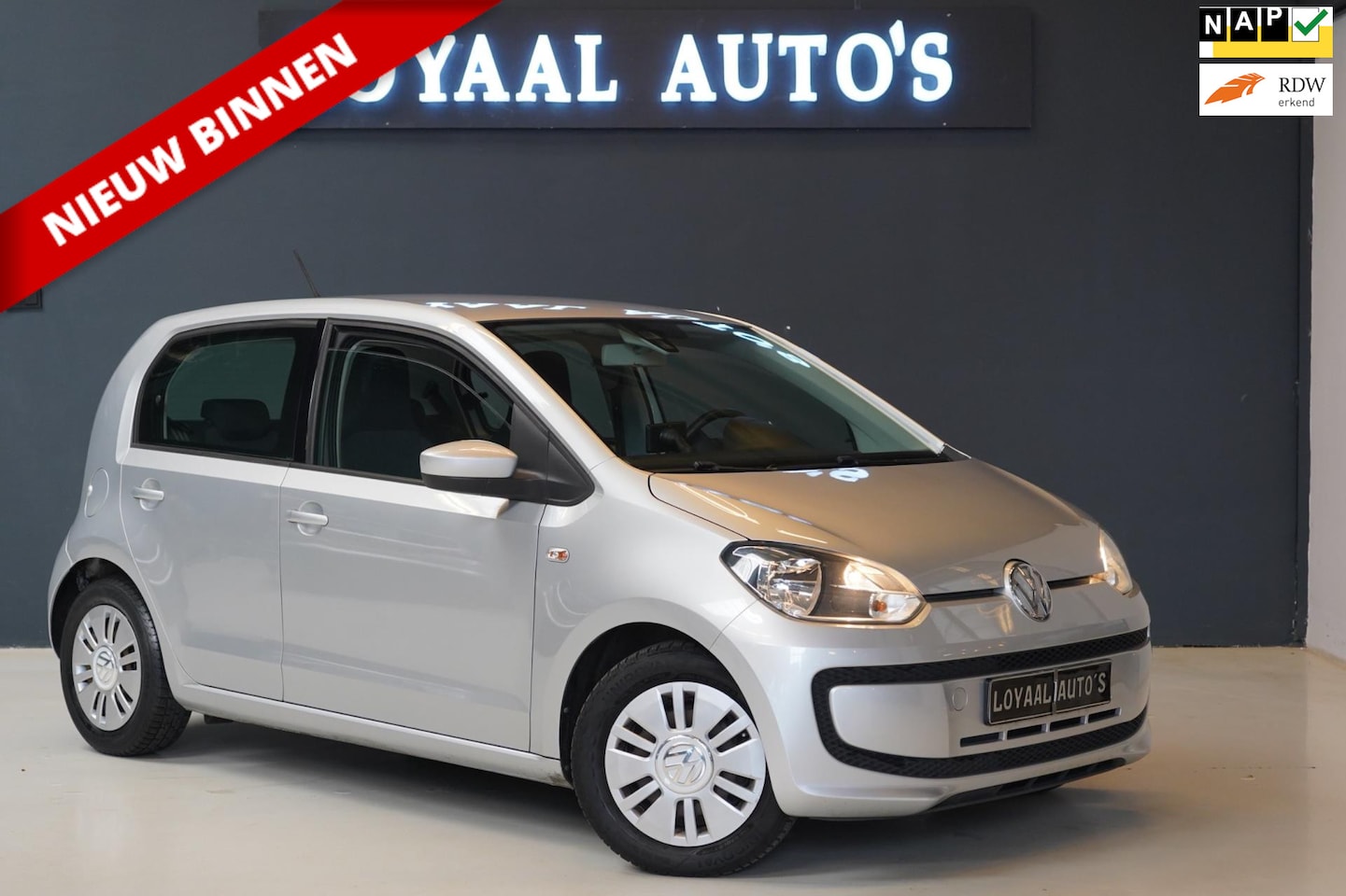 Volkswagen Up! - 1.0 move up! BlueMotion | NAVI | AIRCO | ELEK.RAMEN | NAP | APK. - AutoWereld.nl