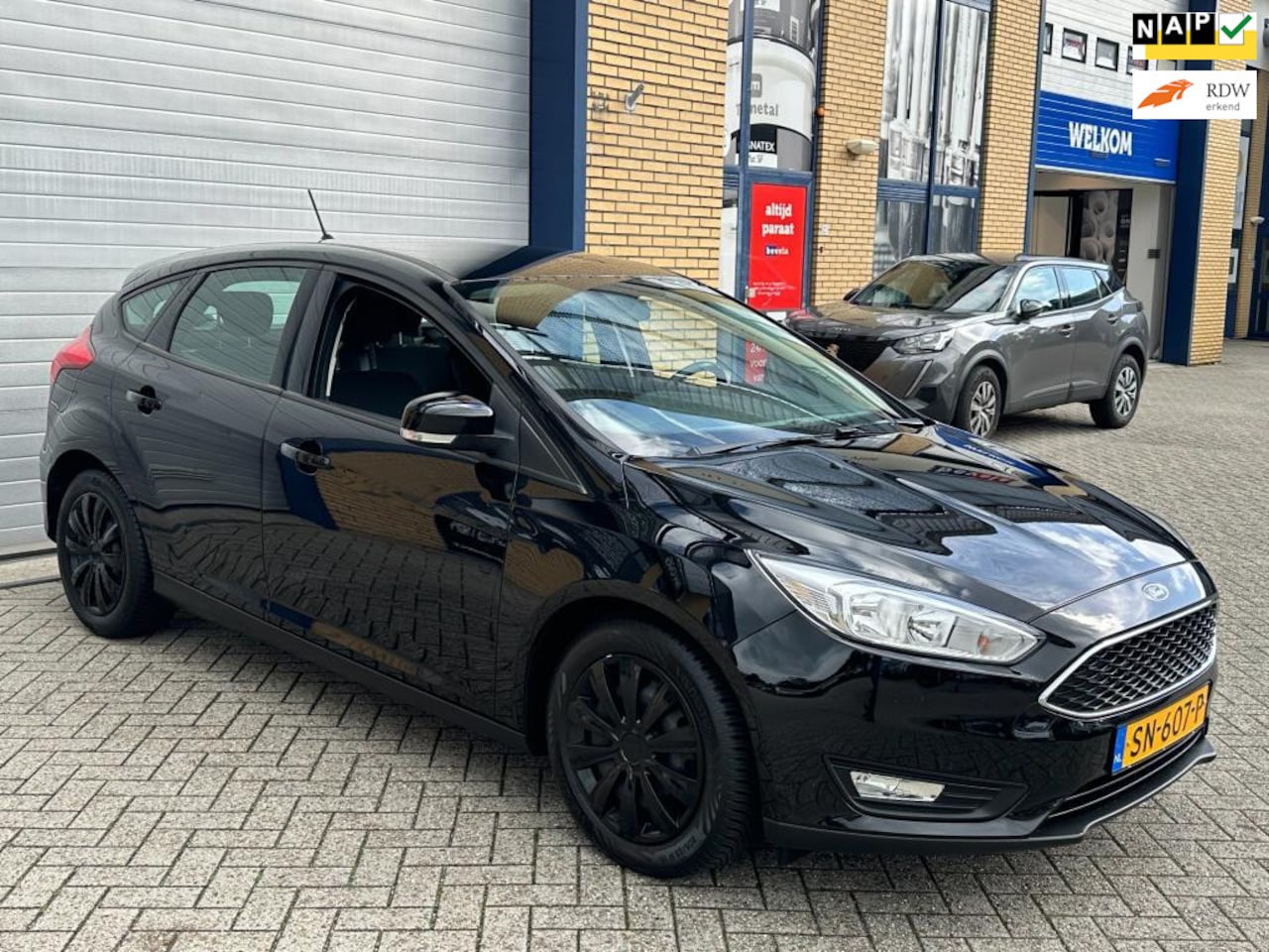 Ford Focus - 1.0 Lease Edition 1.0 Lease Edition, android, pdc, airco, cruise control, stuurwielbediening,, apk, nap, inr - AutoWereld.nl
