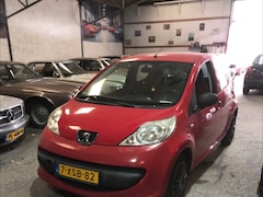 Peugeot 107 - 5 Deurs 1.0-12V XR Apk 12-07-2026 PRIJS IS ZO MEENEMEN, START NIET, WAARSCHIJNLIJK LEKKE K