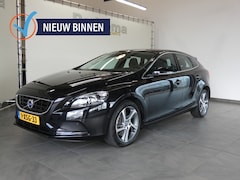 Volvo V40 - 2.0 T5 Momentum lage kmstd NL auto Mooi