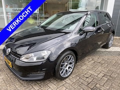 Volkswagen Golf - 1.2 TSI Trendline