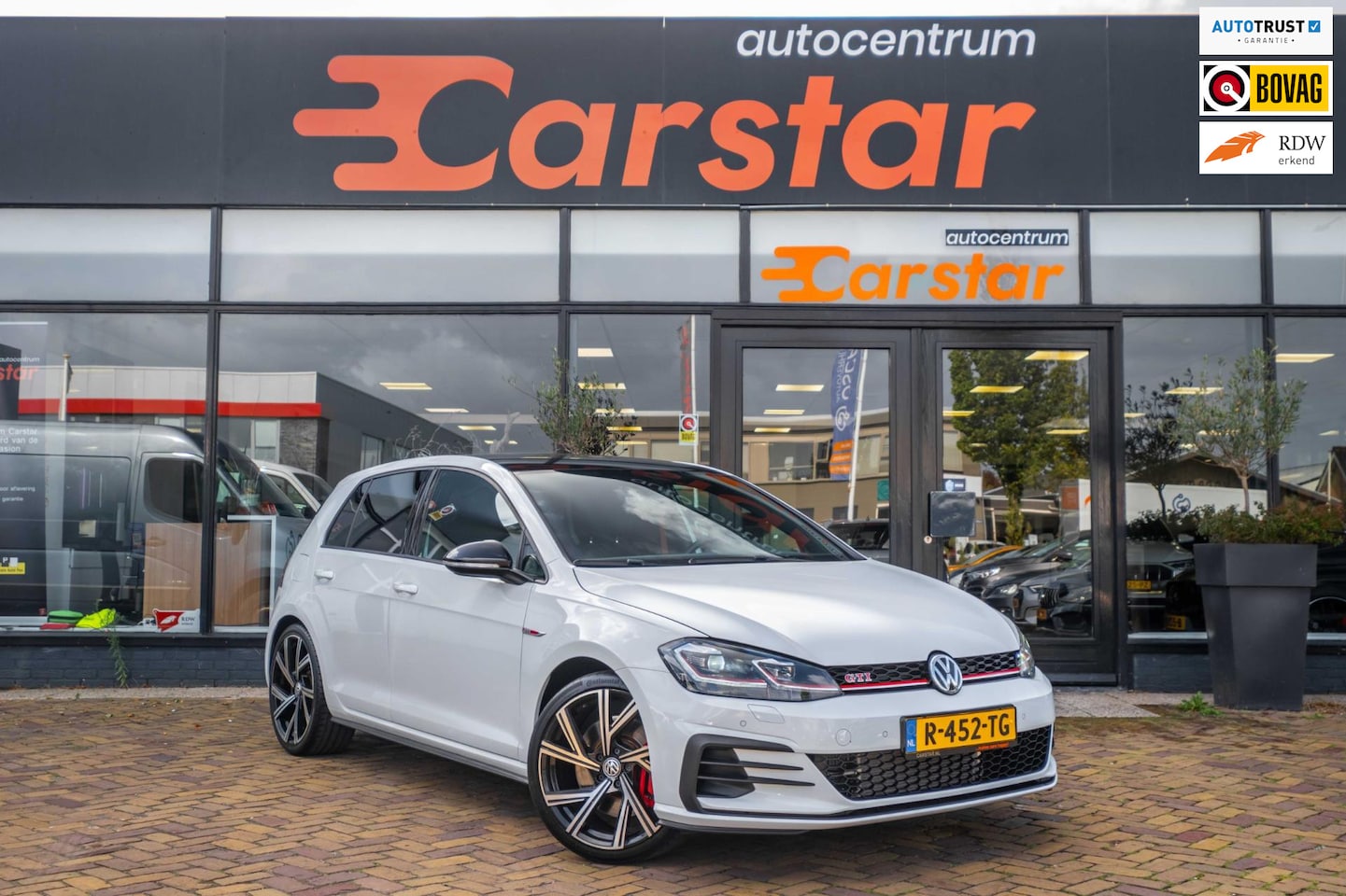 Volkswagen Golf - 2.0 TSI GTI Performance|245PK|VIRTUAL|CAR-PLAY| - AutoWereld.nl