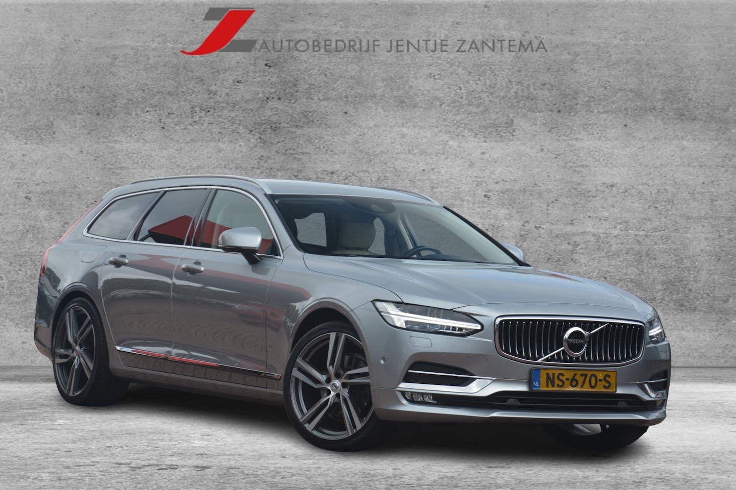 Volvo V90 - 2.0 D4 Inscription | Navigatie | Pilot assist | BLIS | Lane keeping | Stoelverwarming + ko - AutoWereld.nl