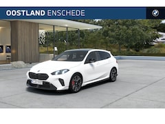 BMW 1-serie - 120 M Sport Automaat / Sportstoelen / Achteruitrijcamera / M Adaptief onderstel / Comfort