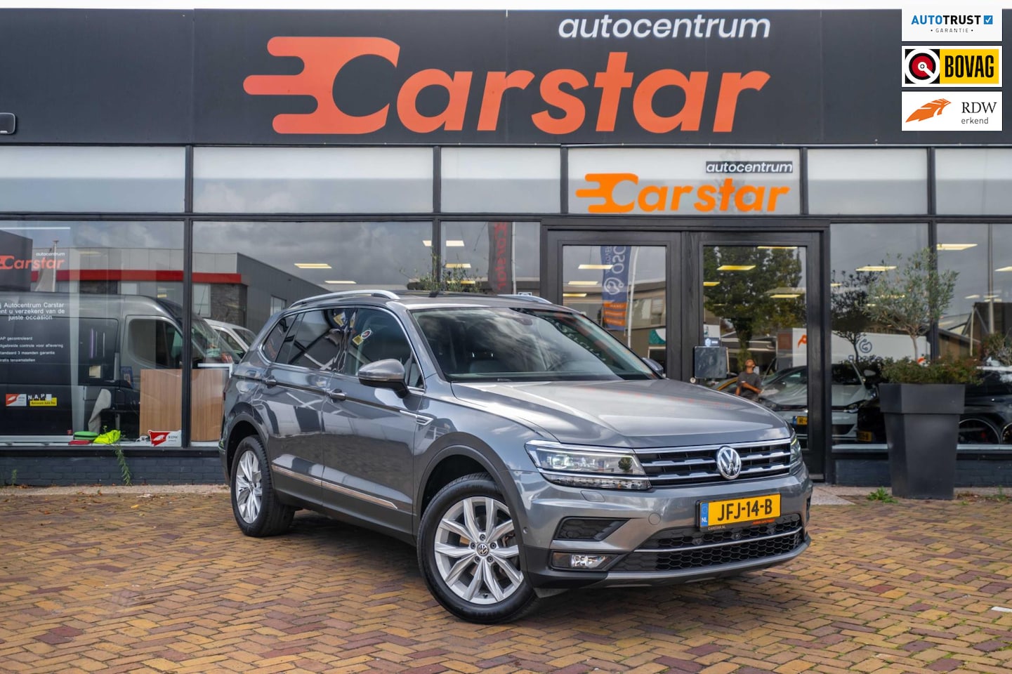 Volkswagen Tiguan Allspace - 1.4 TSI Comfortline Business 7p.|PANO|KEYLESS|LEDER - AutoWereld.nl