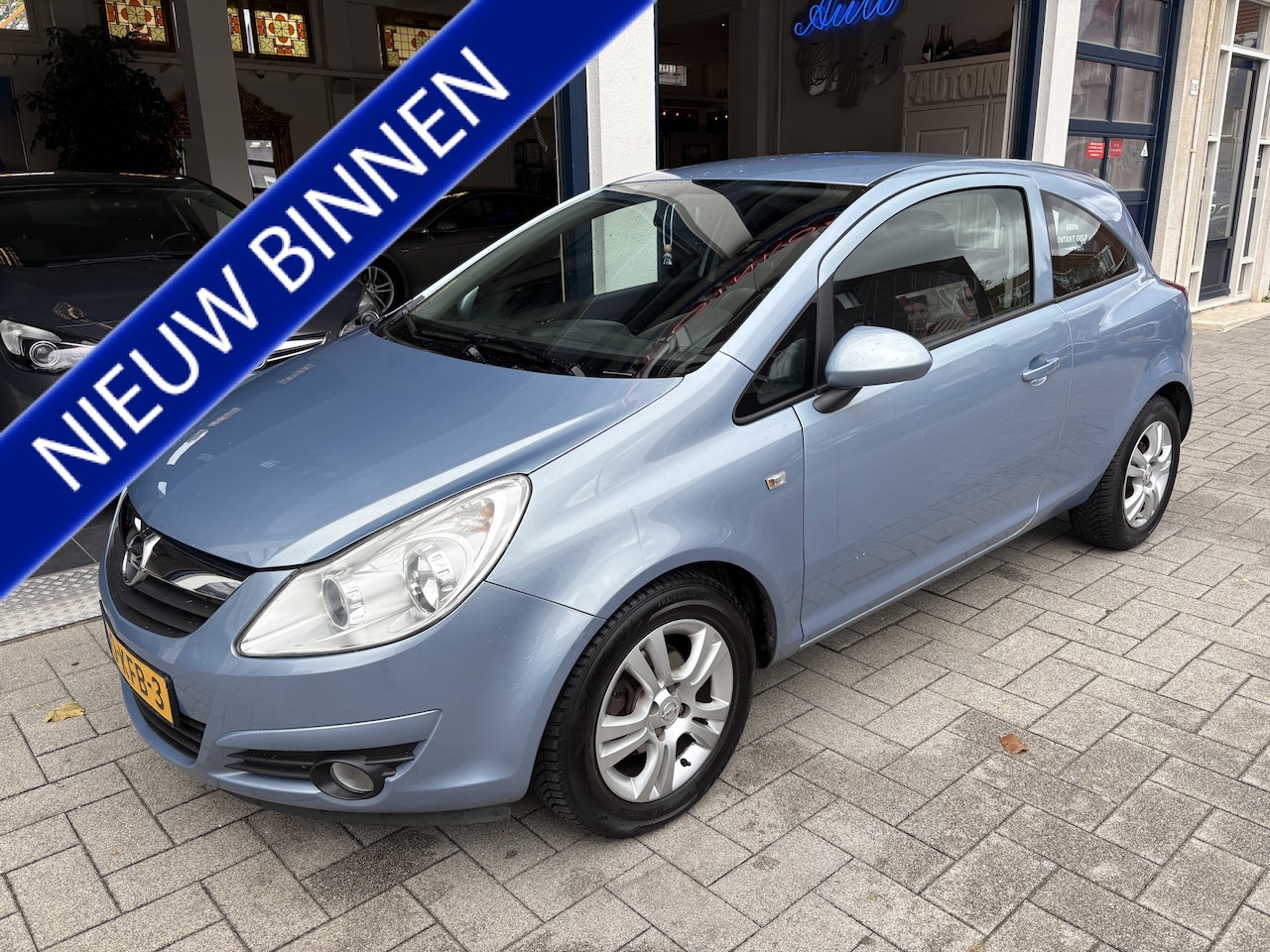 Opel Corsa - 1.4-16V Enjoy 1.4-16V Enjoy NIEUWE APK. - AutoWereld.nl