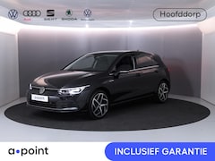 Volkswagen Golf - 1.5 TSI Style "8" 130pk 6bak| pano.dak| Navi| 18' LM-velgen|