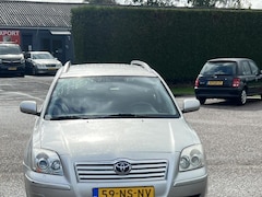 Toyota Avensis Wagon - 1.8 VVTi Linea Terra