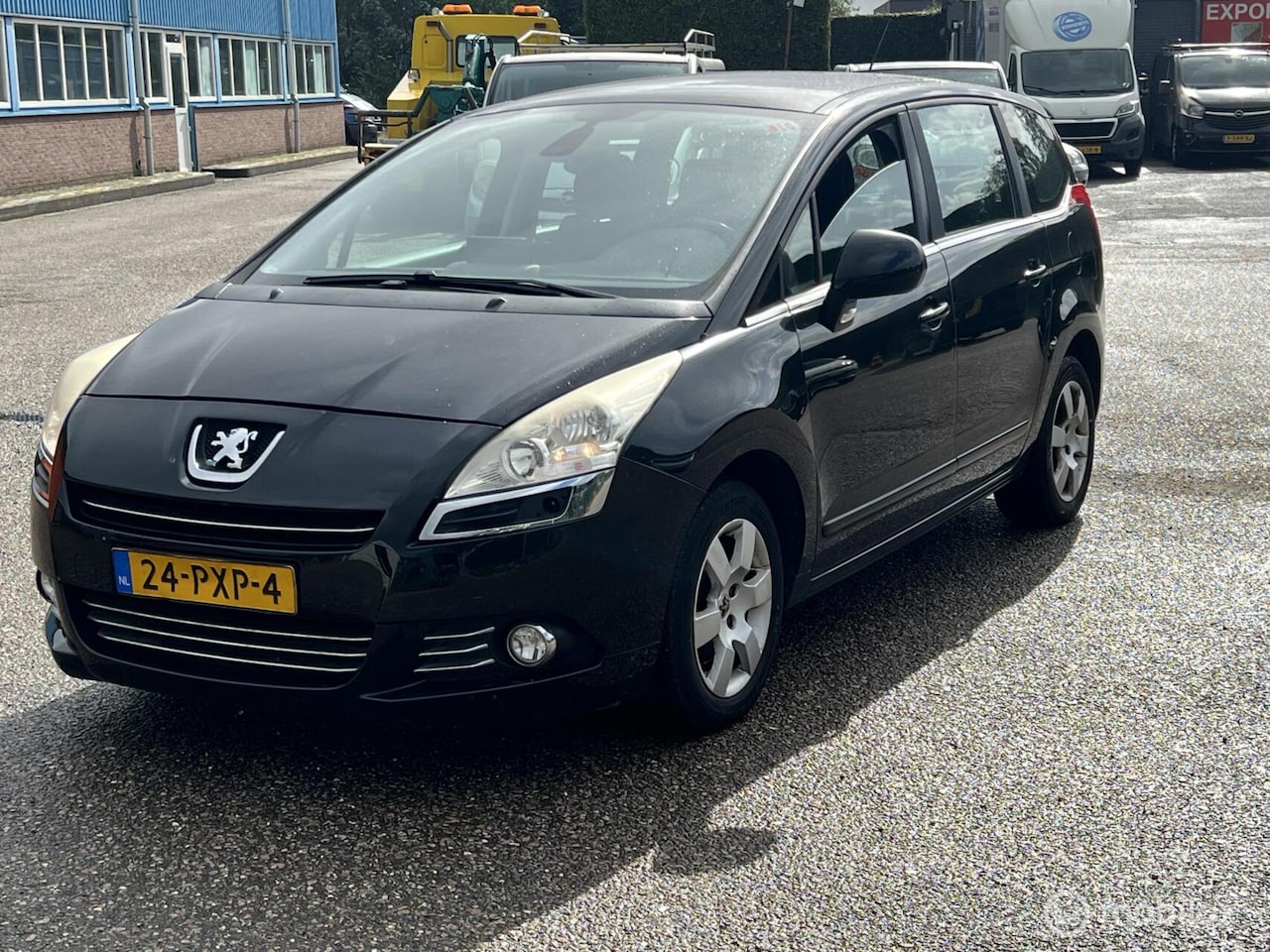 Peugeot 5008 - 1.6 THP Family 7p. 1.6 THP Family 7p. - AutoWereld.nl