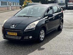 Peugeot 5008 - 1.6 THP Family 7p