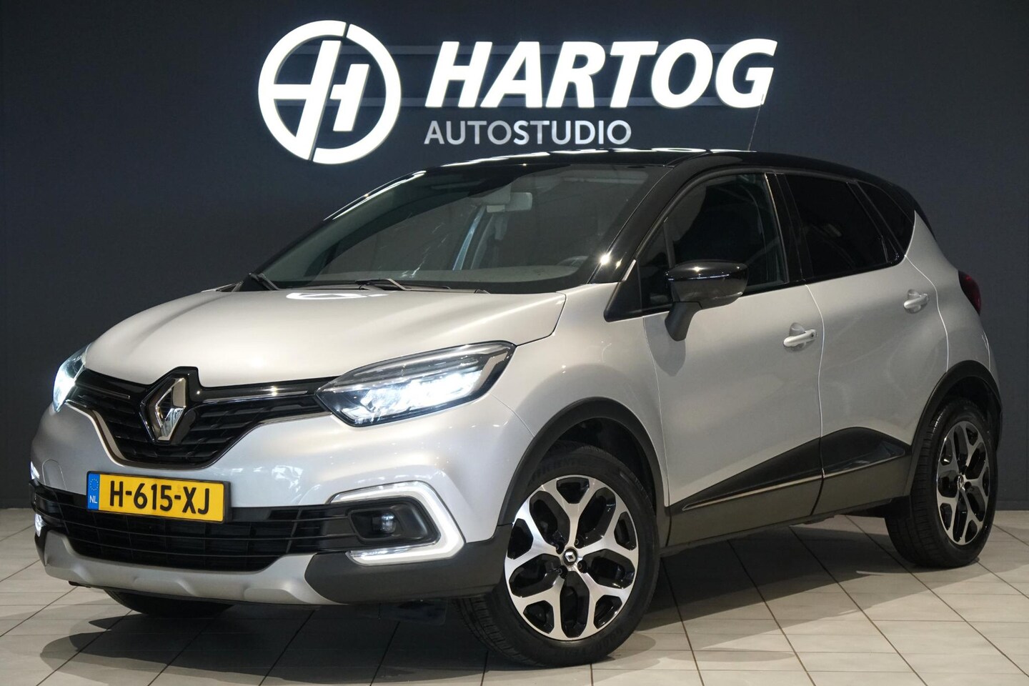 Renault Captur - 0.9 TCe Intens + STOELVERWARMING / LED / PARKEERSENSOREN - AutoWereld.nl