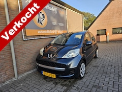 Peugeot 107 - 1.0-12V XS