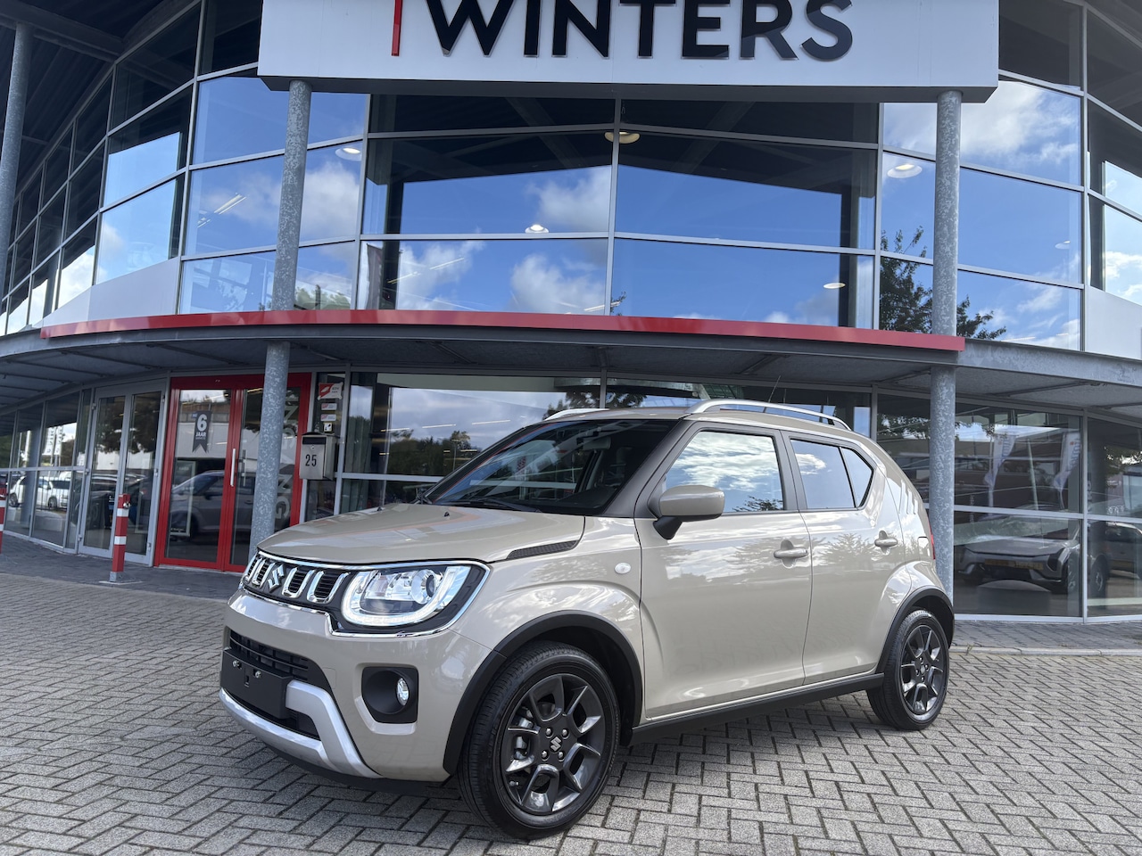 Suzuki Ignis - 1.2 Smart Hybrid Select | Navigatie | Stoelverwarming | Achteruitrijcamera | - AutoWereld.nl
