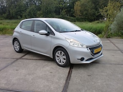 Peugeot 208 - 1.2 VTI 5DRS AIRCO KM159 APK5-26 GRIJS NAP