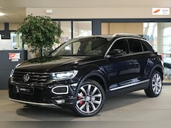Volkswagen T-Roc - 1.5 TSI DSG 150 PK Navi Virtual Cam Pdc Led Apple Acc