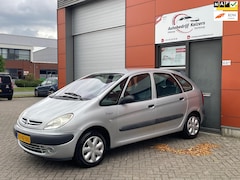 Citroën Xsara Picasso - 1.8i-16V Différence 2 APK AIRCO CRUISE NAP TREKHAAK