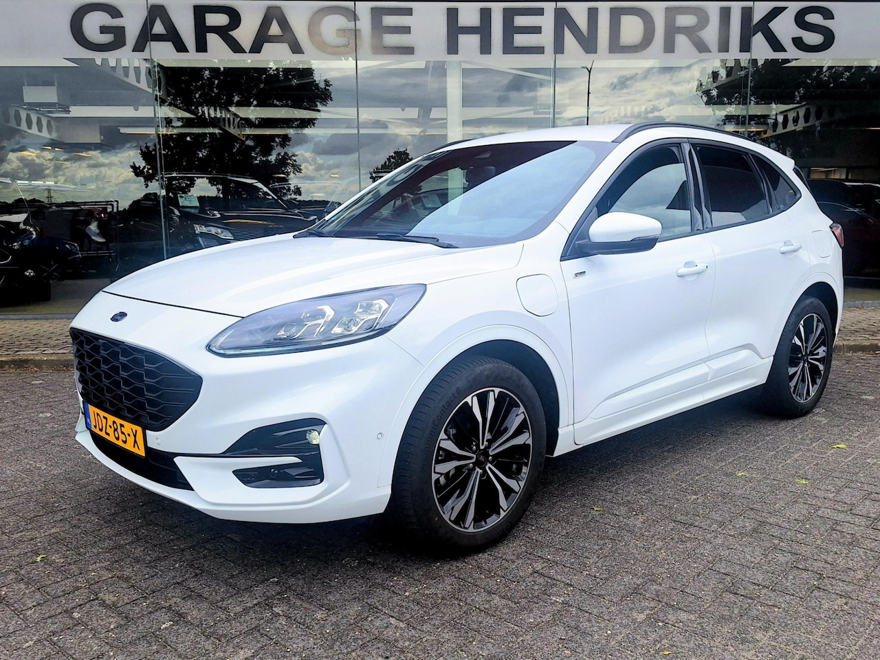 Ford Kuga - 2.5 PHEV ST-Line X | Climate | Full LED | Navi | Elektr A klep | Camera | occasion - AutoWereld.nl