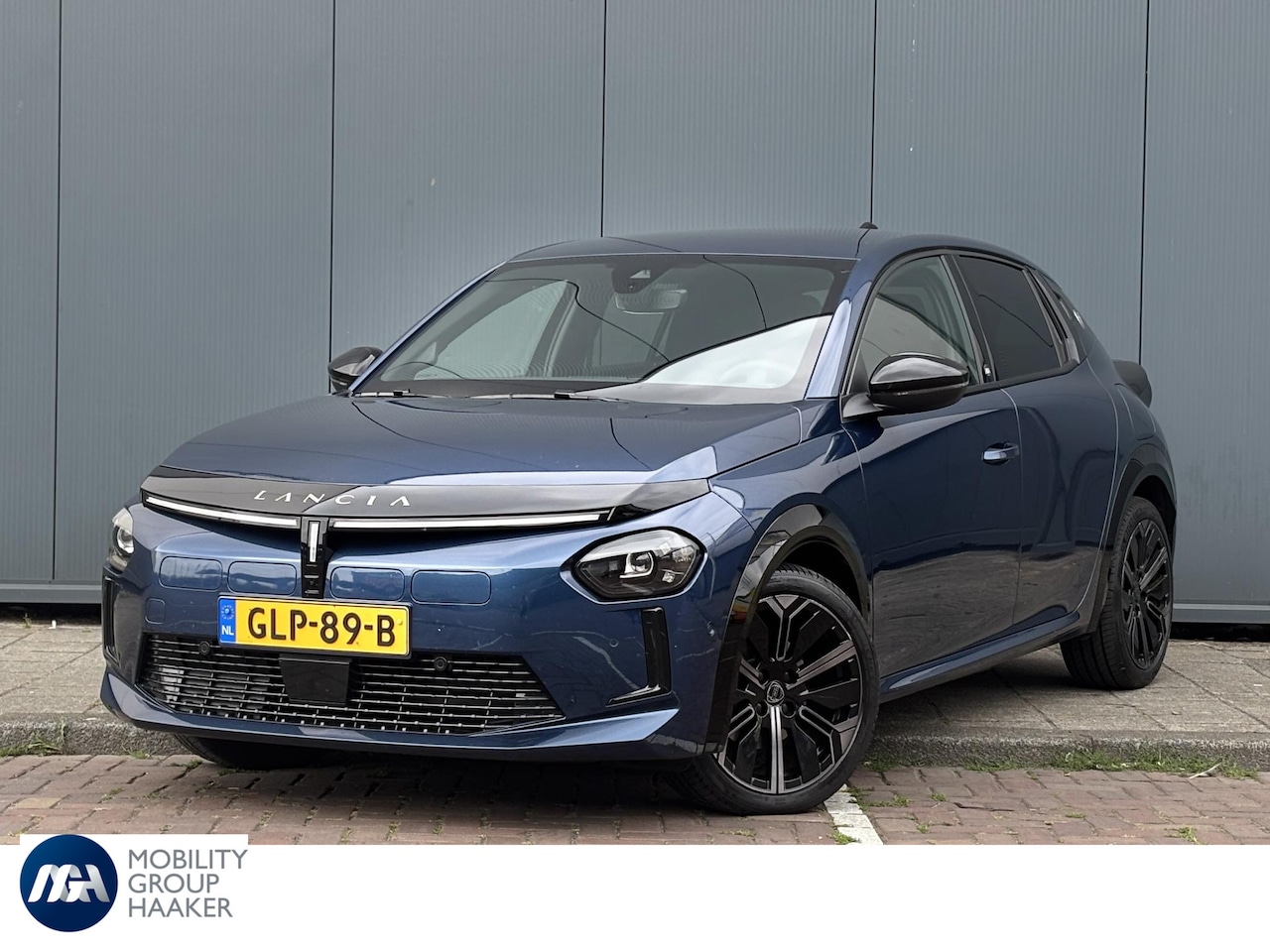 Lancia Y(psilon) - Ypsilon Edizione Limitata Cassina Navigatie I Apple carplay/Andriod auto I Cruise control - AutoWereld.nl