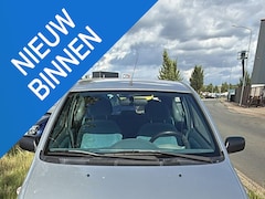 Toyota Yaris - 1.0-16V VVT-i Sol 3 maanden garantie