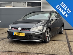 Volkswagen Golf - 2.0 TSI GTI Performance