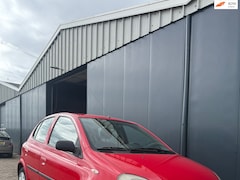 Toyota Yaris - 1.3-16V VVT-i Sol