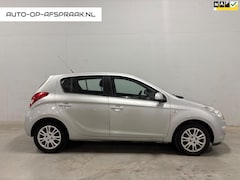 Hyundai i20 - 1.2i DynamicVersion 5drs. Airco APK NAP