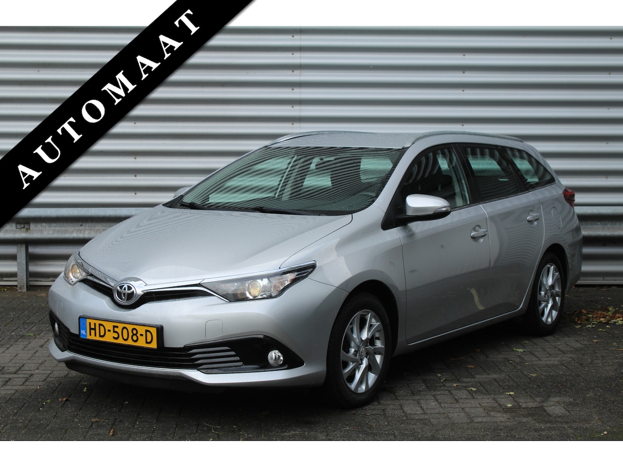 Toyota Auris Touring Sports - 1.2T 116pk Aspiration NL-Auto NAP Clima Cruise Camera LED - AutoWereld.nl