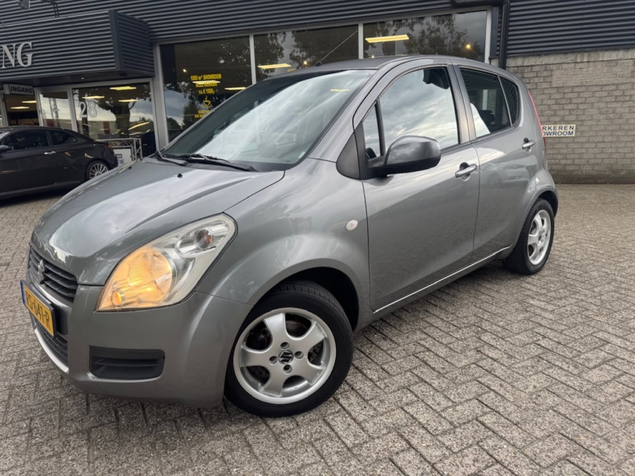 Suzuki Splash - 1.0 VVT Exclusive Stoelverwarming - AutoWereld.nl