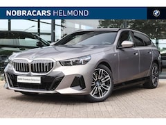 BMW i5 Touring - eDrive40 M Sport / Adaptieve LED / M Sportonderstel / Parking Assistant / Driving Assistan