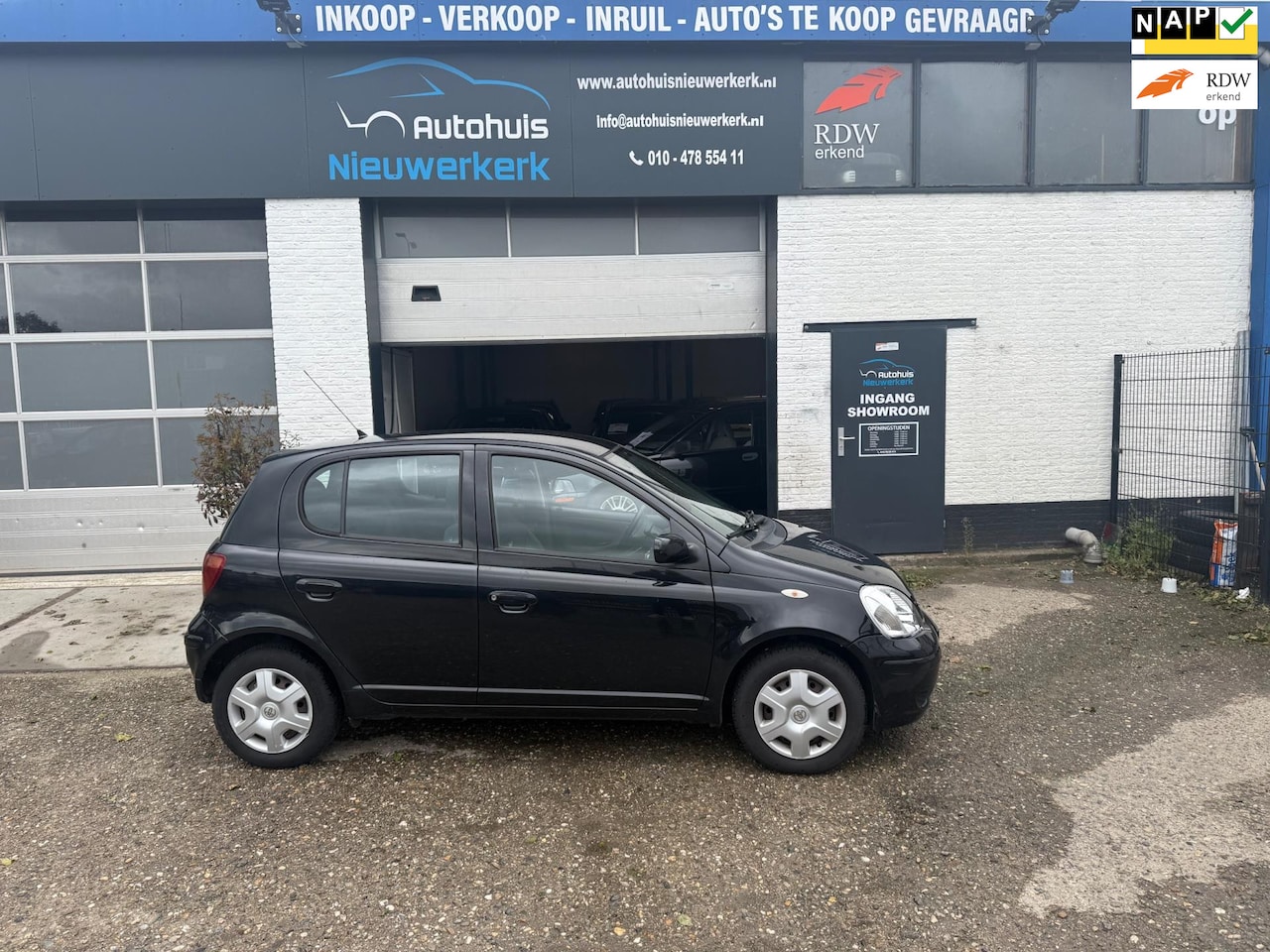 Toyota Yaris - 1.3 VVT-i Sol- Eerste eigenaar- met NAP en een nieuwe APK!!! - AutoWereld.nl