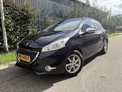 Peugeot 208 - 1.2 VTi Allure / AIRCO / NAVI / CRUISE / 5-DEURS