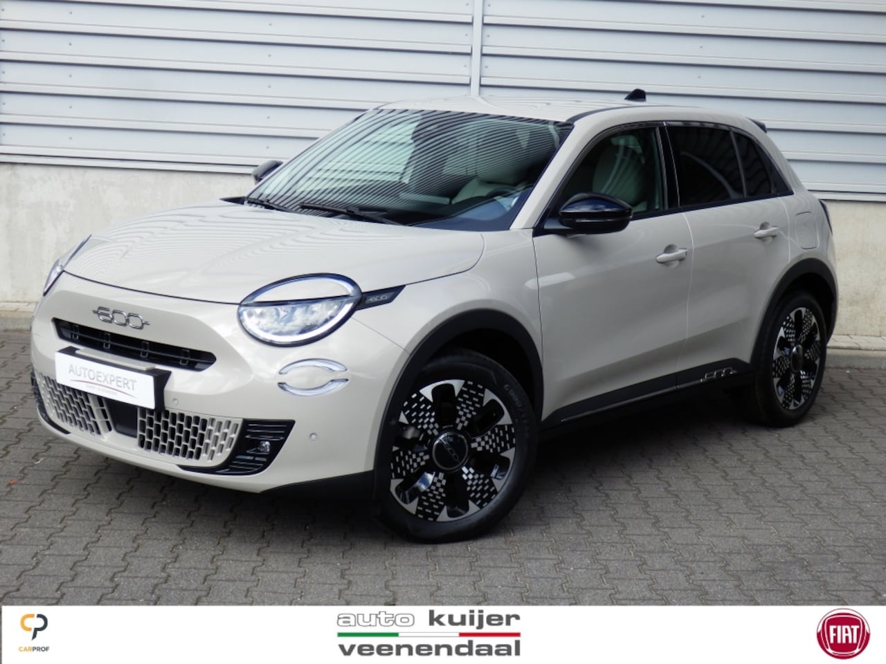 Fiat 600 - 1.2 136 pk. Hybrid La Prima I Automaat I - AutoWereld.nl