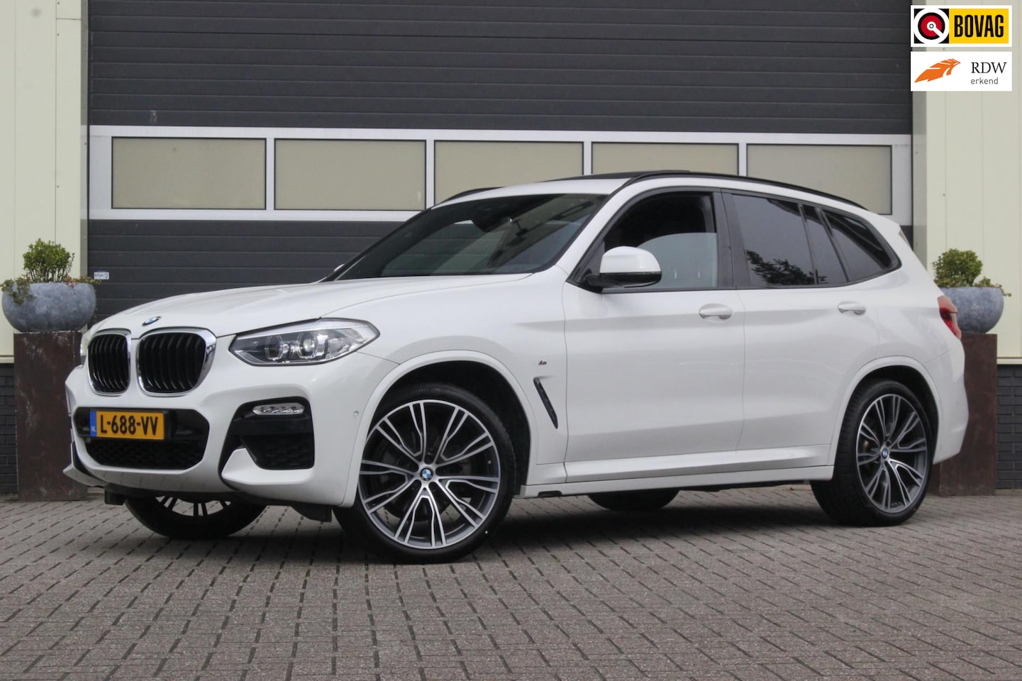 BMW X3 - XDrive20i High Executive M Sport | Trekhaak | - AutoWereld.nl