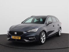 SEAT Leon Sportstourer - 1.5 eTSI FR Business Intense/ lage km/ compleet