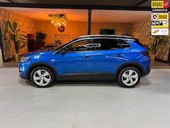 Opel Grandland X - 1.6 Turbo Ultimate Garantie Stoelventilatie StuurVW StoelVW Voor/Achter Dodehoek 360 Cruis