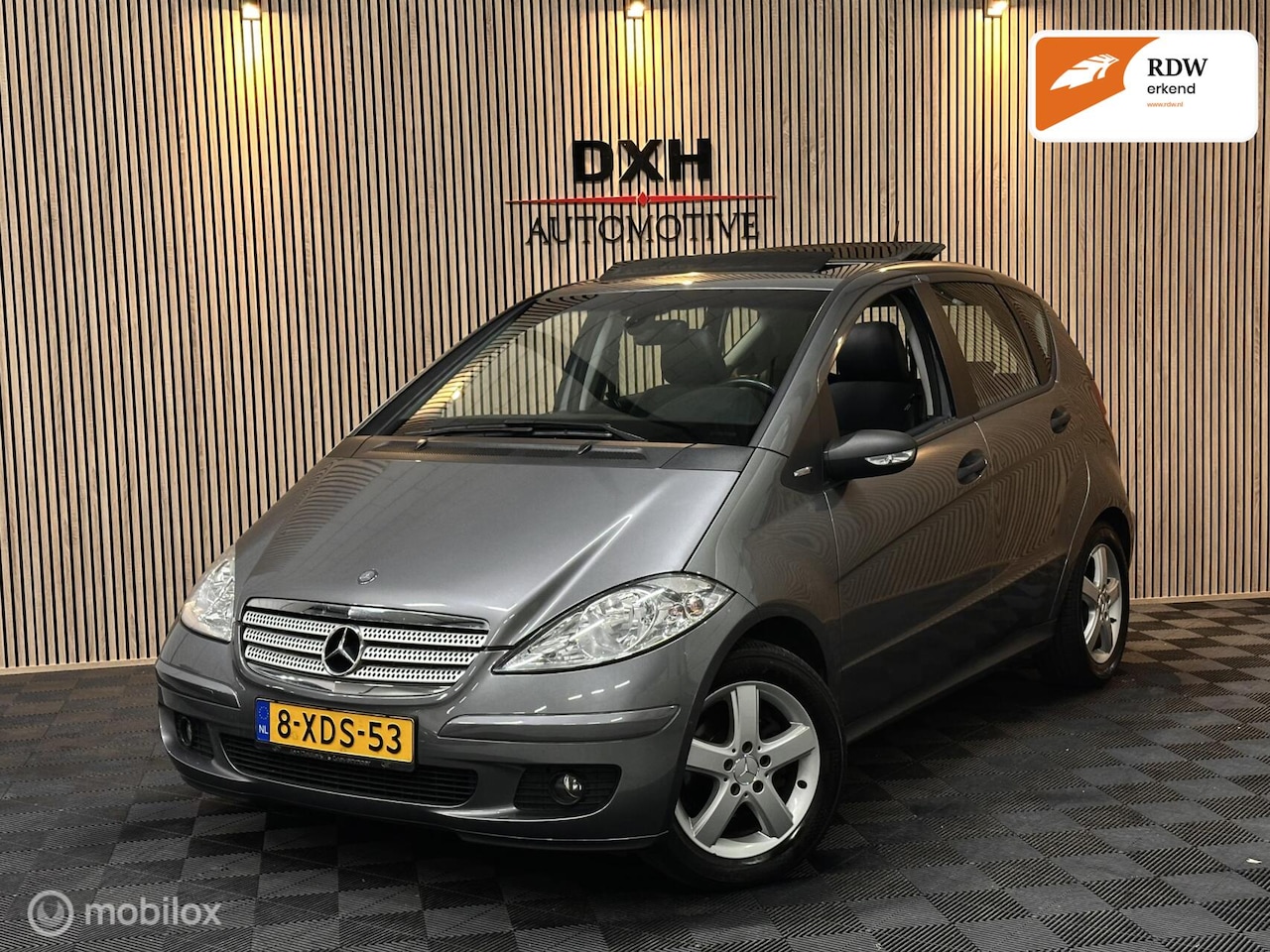 Mercedes-Benz A-klasse - 150 Avantgarde AUTOMAAT PANO LEER TREKHAAK - AutoWereld.nl