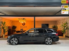 BMW 3-serie Touring - 320i xDrive Edition Sport Line Shadow Executive Garantie Head-Up Pano Camera Elek Achterkl