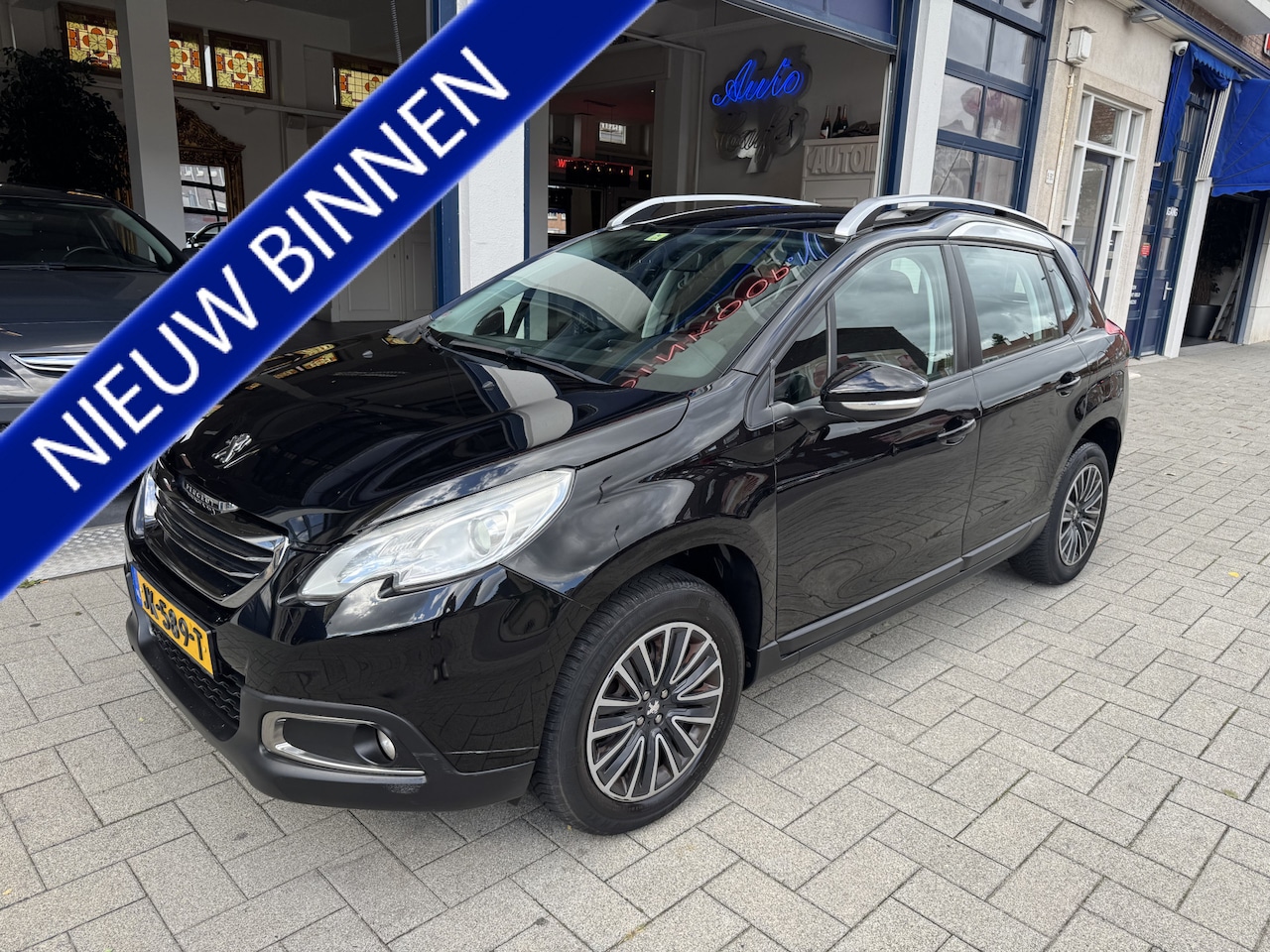 Peugeot 2008 - 1.6 e-HDi Allure 93PK NAVI/CLIMA/CRUISE/TREKHAAK - AutoWereld.nl